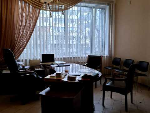 комерційна за адресою Богдана Гаврилишина вул. (Ванди Василевської), 22/24