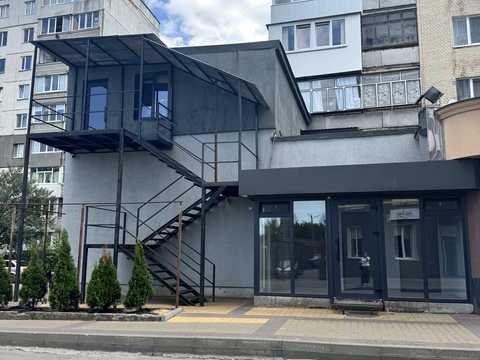 комерційна за адресою Львівське шосе, 18