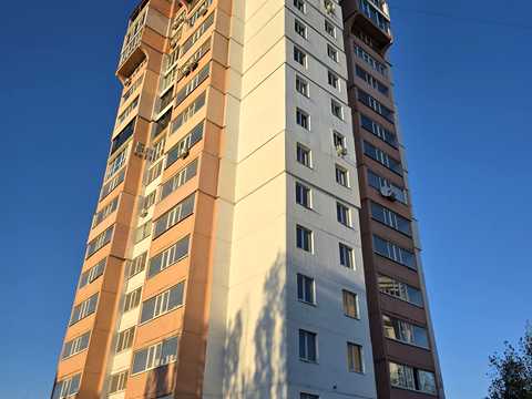 квартира за адресою Будівельників бульв., 27-Б