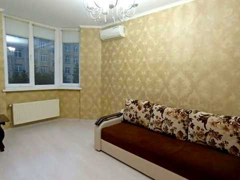 квартира за адресою Андрія Малишка вул. (Льва Толстого), 102