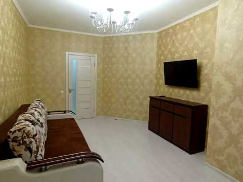 квартира за адресою Андрія Малишка вул. (Льва Толстого), 102