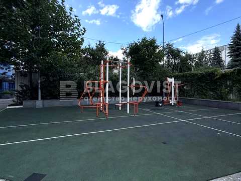 квартира за адресою Кирило-Мефодіївська вул., 2