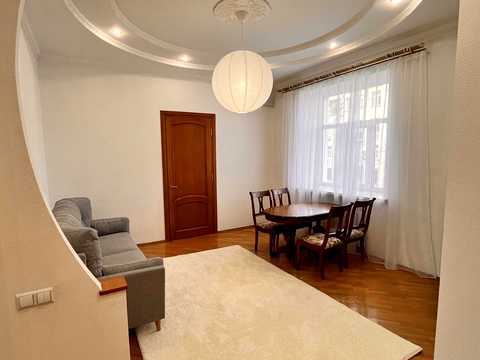 квартира за адресою Антоновича вул. (Горького), 4/6