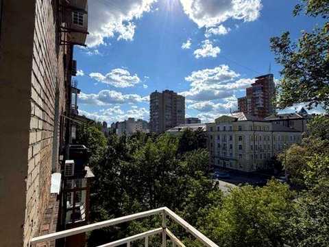 квартира по адресу Генерала Алмазова ул. (Кутузова), 1