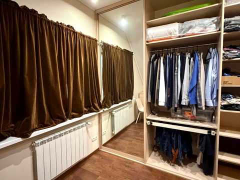 будинок за адресою Богатирська вул.