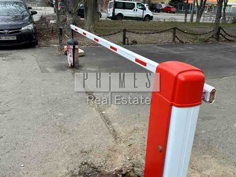 коммерческая по адресу Валерия Лобановского просп. (Краснозвездный), 41