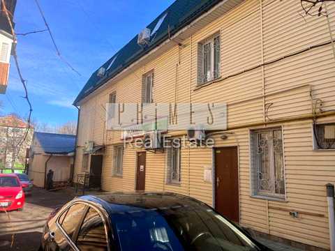 комерційна за адресою Соборна вул., 45