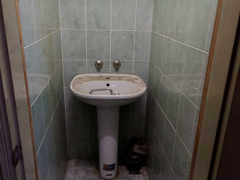 коммерческая по адресу Крайня ул., 21