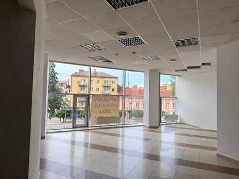 комерційна за адресою Незалежності вул., 34-А