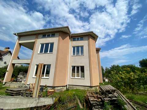 комерційна за адресою Скіфська вул., 2