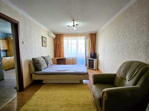 квартира за адресою Електровозна вул., 17а