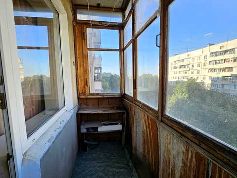 квартира за адресою Електровозна вул., 17а
