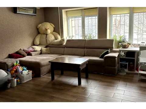 квартира за адресою Прикордонника Лазаренка вул., 10