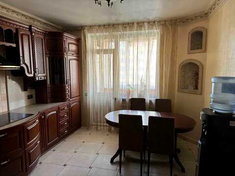 квартира за адресою В'ячеслава Чорновола вул., 20