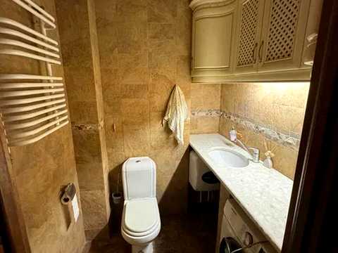квартира за адресою В'ячеслава Чорновола вул., 20