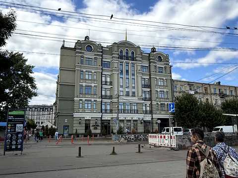 комерційна за адресою Спаська вул., 5