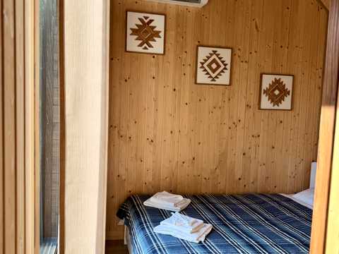 комерційна за адресою Джерельна вул., 3б