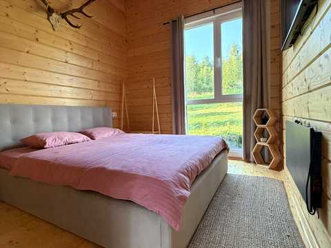 комерційна за адресою Джерельна вул., 3б
