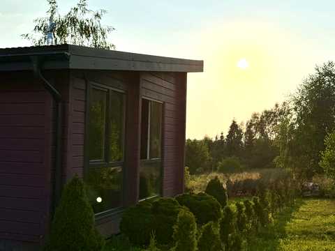 комерційна за адресою Джерельна вул., 3б