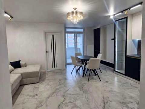 квартира за адресою Злуки просп., 7