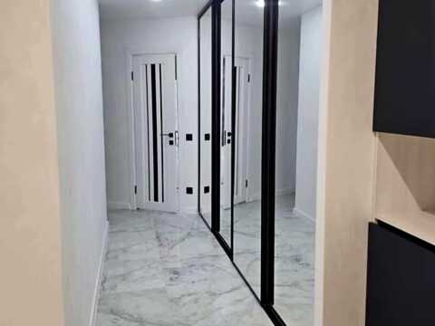 квартира за адресою Злуки просп., 7