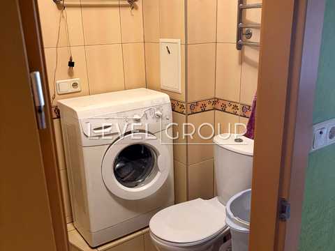квартира по адресу Драгоманова ул., 8