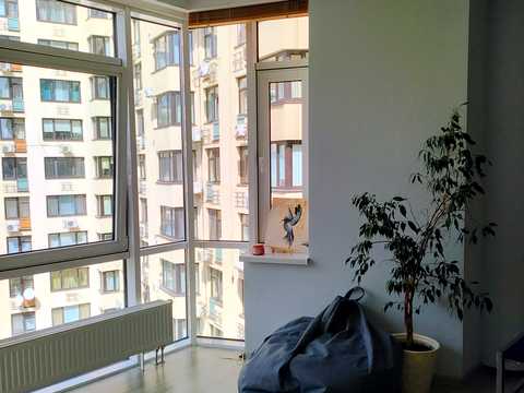 комерційна за адресою Юлії Здановської вул. (Ломоносова), 73-В