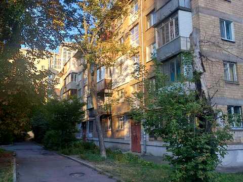 квартира за адресою Андрія Мельника вул. (Генерала Тупікова), 25