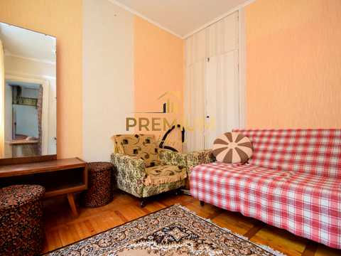квартира за адресою Захисників України вул., 2