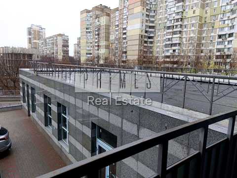 комерційна за адресою Миколи Ушакова вул., 1-Д
