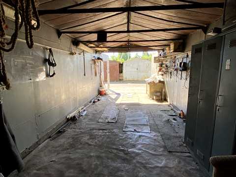 паркомісце за адресою Балукова вул., 24