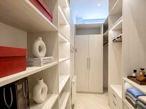 квартира за адресою Павла Тичини просп., 18-Б