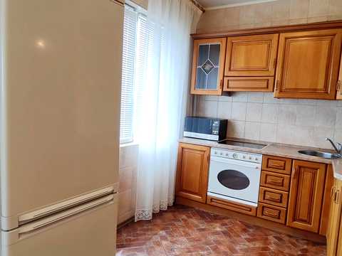 квартира за адресою Озерна вул., 24