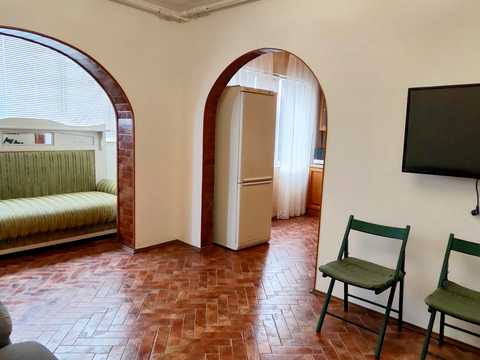 квартира за адресою Озерна вул., 24