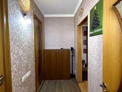 квартира за адресою Академіка Єфремова вул. (Командарма Уборевича), 4
