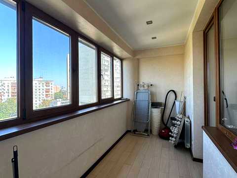 квартира за адресою Тополина вул., 26