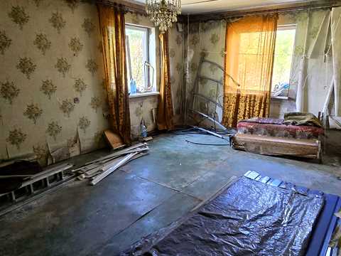 будинок за адресою Металургiв вул., 27