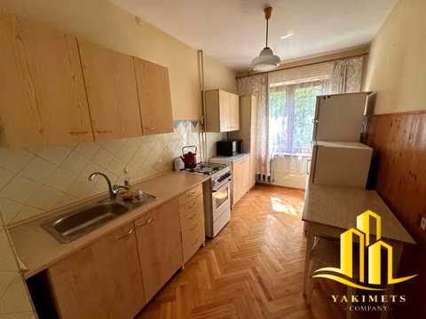 квартира за адресою Коломийська вул., 8