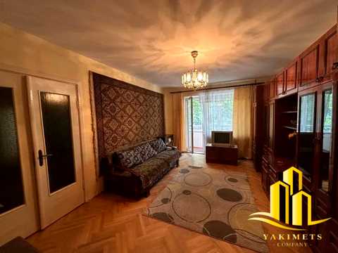 квартира за адресою Коломийська вул., 8