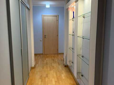 квартира по адресу Голосеевский просп. (40-летия Октября), 130/57