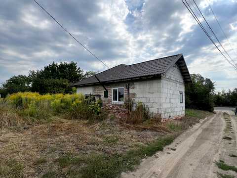 ділянка за адресою с. Промінь, Хутірська