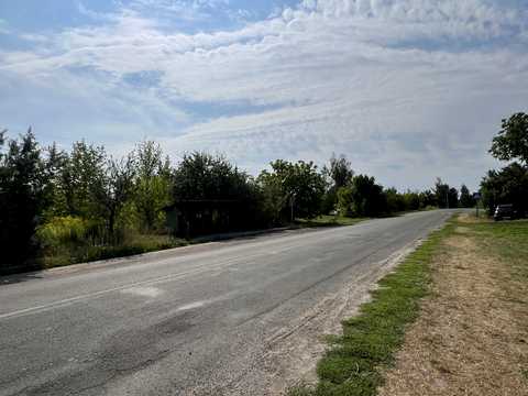 ділянка за адресою с. Промінь, Хутірська