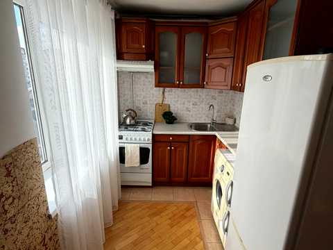квартира за адресою Низинна вул., 4