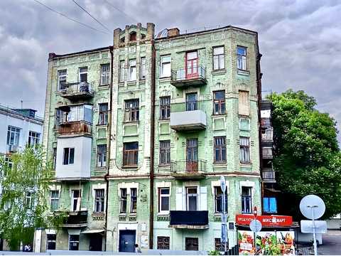 квартира за адресою Студентська вул., 11