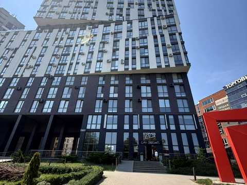 коммерческая по адресу Черновола просп. (700-летия Львова), 69-А