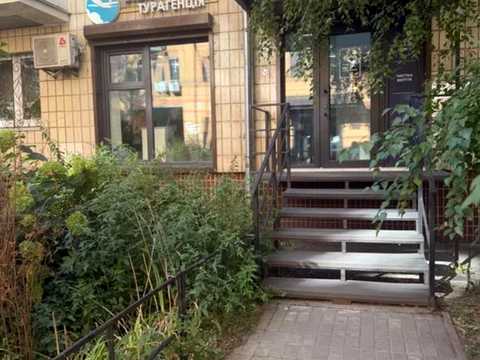комерційна за адресою Київ, Гусовського вул., 8/10