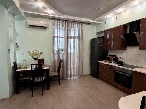 квартира за адресою Академіка Корольова вул., 5/4