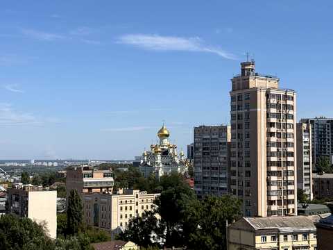 квартира за адресою Київ, В'ячеслава Чорновола вул., 2