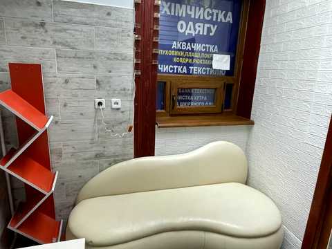 комерційна за адресою Гоголя вул., 1