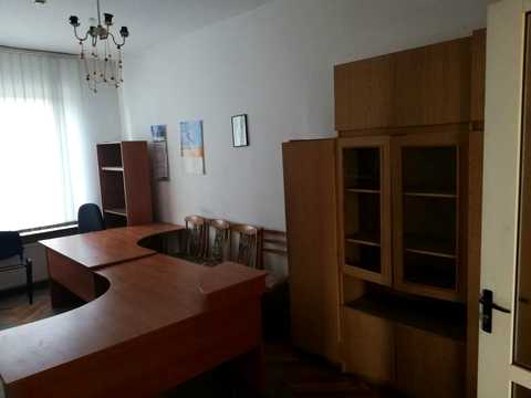 коммерческая по адресу Бескидская ул., 3